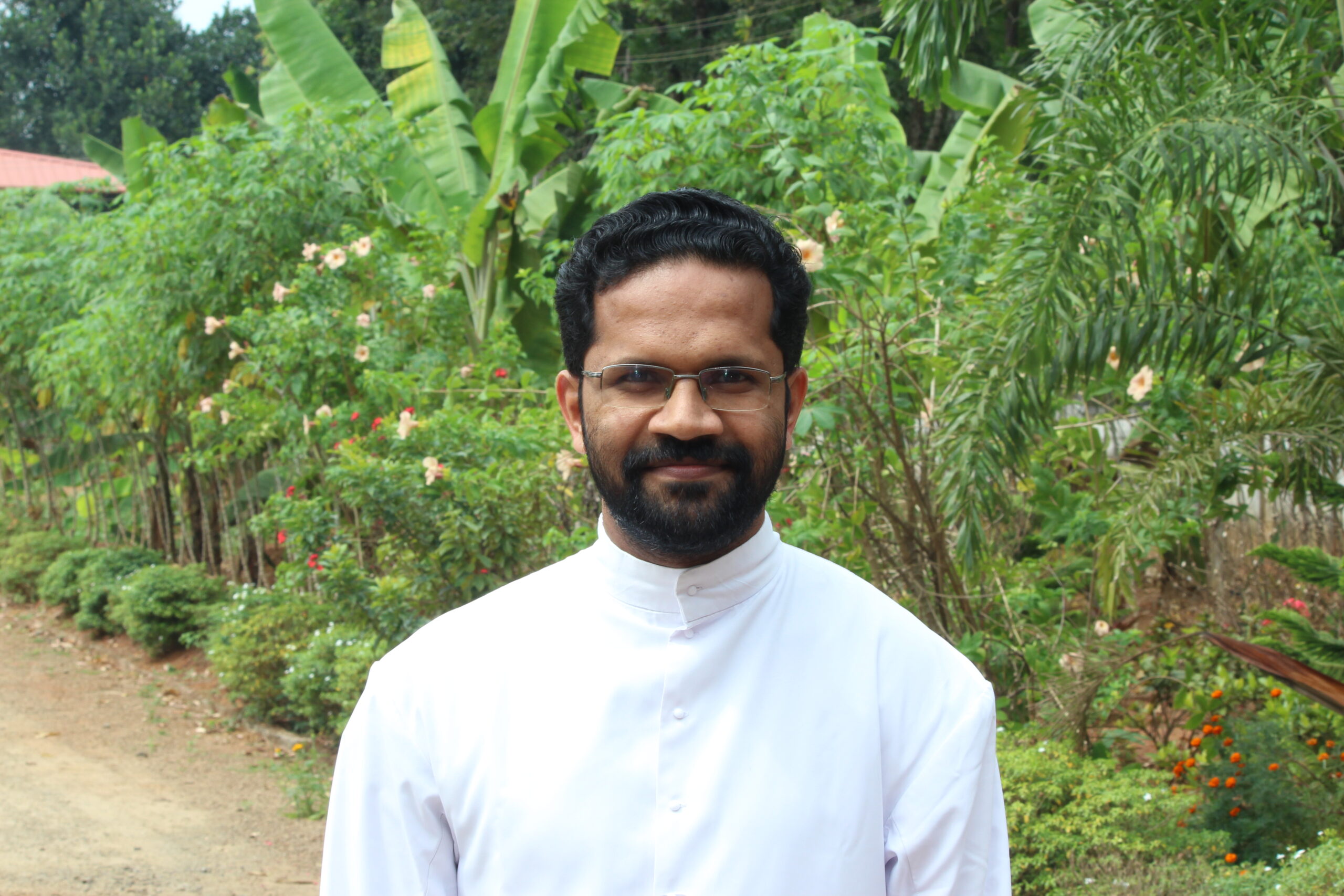 Fr. Joby Pothen Isch