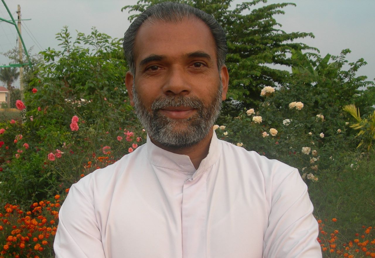 Fr. Varghese Puthuparambil CMI